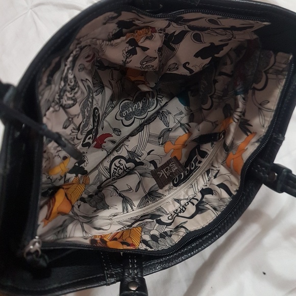 Black purse - Picture 3 of 4